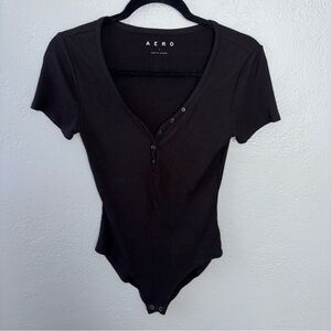 Aero Black Ribbed V-Neck Women's button up v neck bodysuit Small